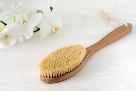 How to Dry Brush for Glowing Skin After 40